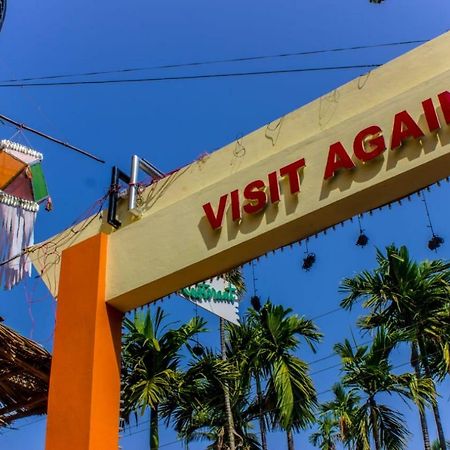 Maitreya Beach Resort Diveagar Luaran gambar